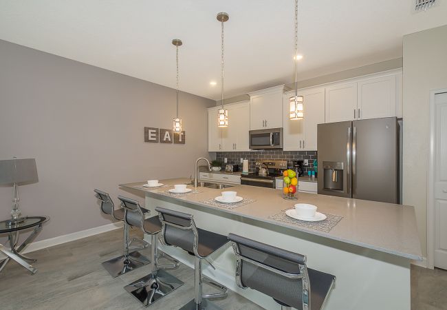Casa adosada en Davenport - Lovely Townhouse 4Beds/3Bath/Pool/18Min From Disney Casa adosada en Davenport - Lovely Townhouse 4Beds/3Bath/Pool/18Min From Disney