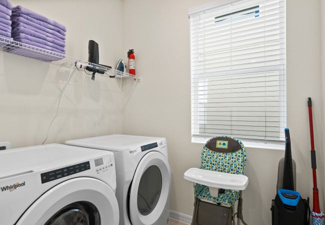 Villa en Kissimmee - Splendid Villa Solara  6Bed/5Bath/Pool/Jacuzzi/18 Min From Disney Villa en Kissimmee - Splendid Villa Solara  6Bed/5Bath/Pool/Jacuzzi/18 Min From Disney