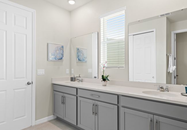 Villa en Kissimmee - Splendid Villa Solara  6Bed/5Bath/Pool/Jacuzzi/18 Min From Disney Villa en Kissimmee - Splendid Villa Solara  6Bed/5Bath/Pool/Jacuzzi/18 Min From Disney