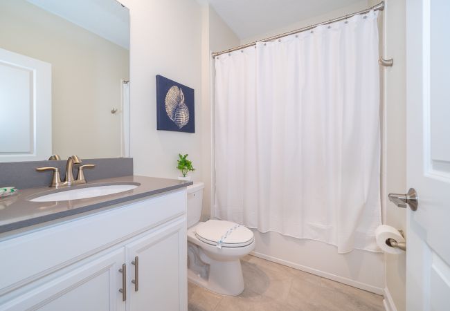 Villa en Kissimmee - Awesome Villa 5Beds/5Bath/Pool/Jacuzzi/5Min From Disney Villa en Kissimmee - Awesome Villa 5Beds/5Bath/Pool/Jacuzzi/5Min From Disney