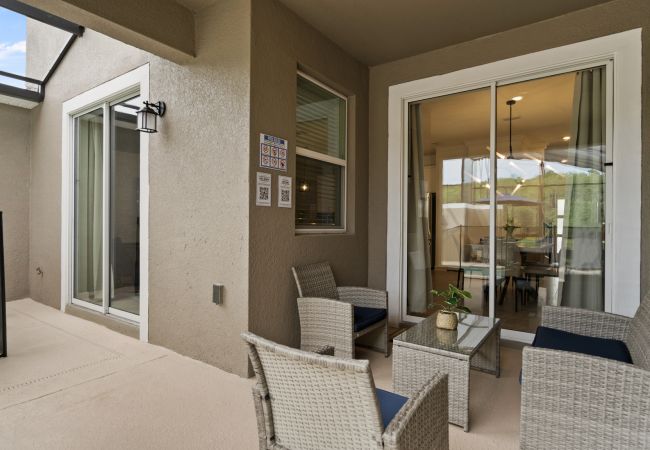 Casa adosada en Kissimmee - Restful Townhouse 4Bed/3Bath/Pool/5Min From Disney Casa adosada en Kissimmee - Restful Townhouse 4Bed/3Bath/Pool/5Min From Disney