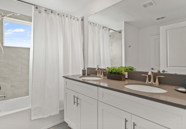 Casa adosada en Kissimmee - Restful Townhouse 4Bed/3Bath/Pool/5Min From Disney Casa adosada en Kissimmee - Restful Townhouse 4Bed/3Bath/Pool/5Min From Disney