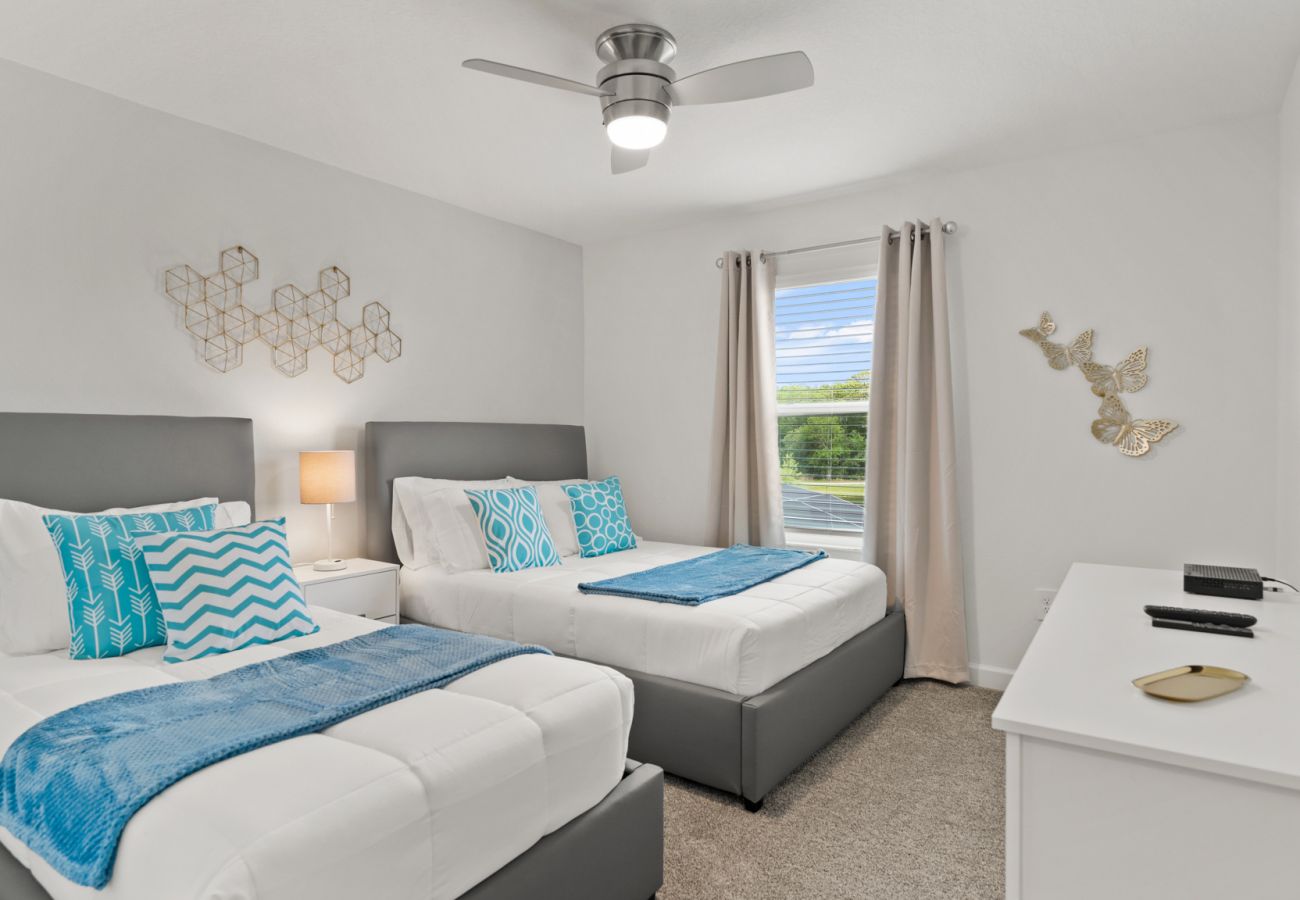 Casa adosada en Kissimmee - Restful Townhouse 4Bed/3Bath/Pool/5Min From Disney