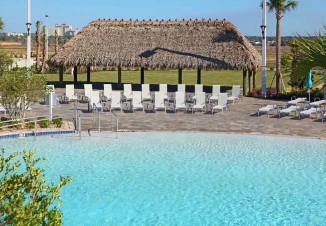 Casa adosada en Davenport - Wonderful Townhouse 4Beds/3Bath/Pool/18Min From Disney Casa adosada en Davenport - Wonderful Townhouse 4Beds/3Bath/Pool/18Min From Disney