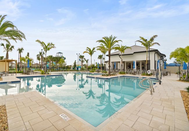 Casa adosada en Davenport - Wonderful Townhouse 4Beds/3Bath/Pool/18Min From Disney Casa adosada en Davenport - Wonderful Townhouse 4Beds/3Bath/Pool/18Min From Disney