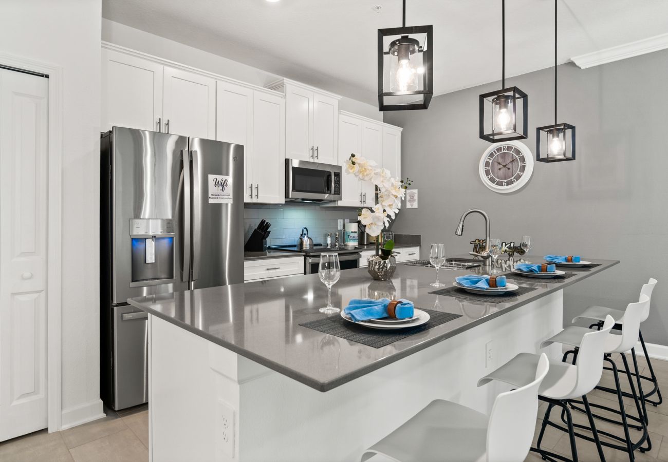 Casa adosada en Kissimmee - Brand New Townhouse 4Bed/3Bath/Pool/5Min Disney