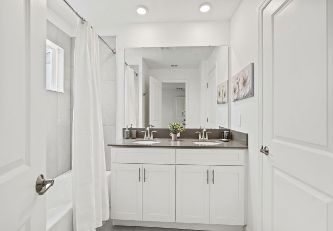 Casa adosada en Kissimmee - Awesome Townhouse 4Bed/3Bath/Pool/5Min Disney Casa adosada en Kissimmee - Awesome Townhouse 4Bed/3Bath/Pool/5Min Disney