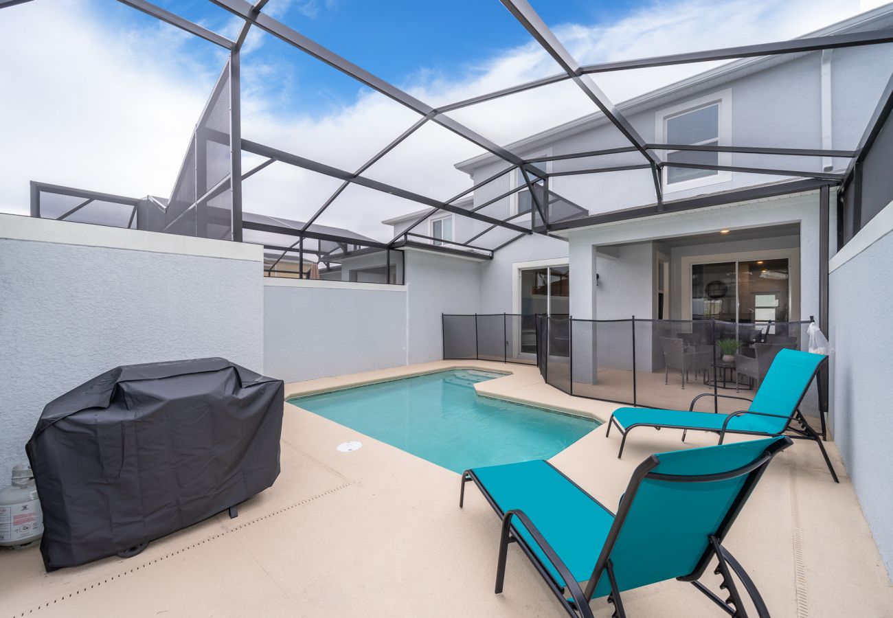 Casa adosada en Kissimmee - Homey Townhouse 4Bed/3Bath/Pool/5Min Disney