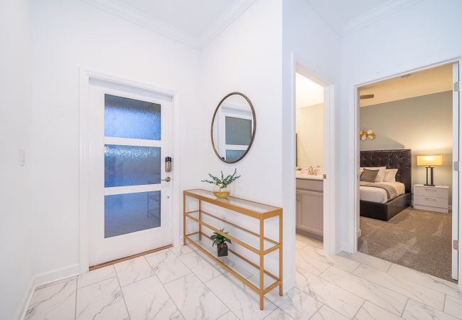 Casa adosada en Kissimmee - Decorous Townhouse 4Bed/3Baths/Pool/5Min Disney Casa adosada en Kissimmee - Decorous Townhouse 4Bed/3Baths/Pool/5Min Disney