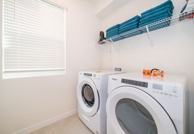 Villa en Kissimmee - Splendour Villa Solara 6Bed/5Bath/Pool/Jacuzzi/18 Min from Disney Villa en Kissimmee - Splendour Villa Solara 6Bed/5Bath/Pool/Jacuzzi/18 Min from Disney