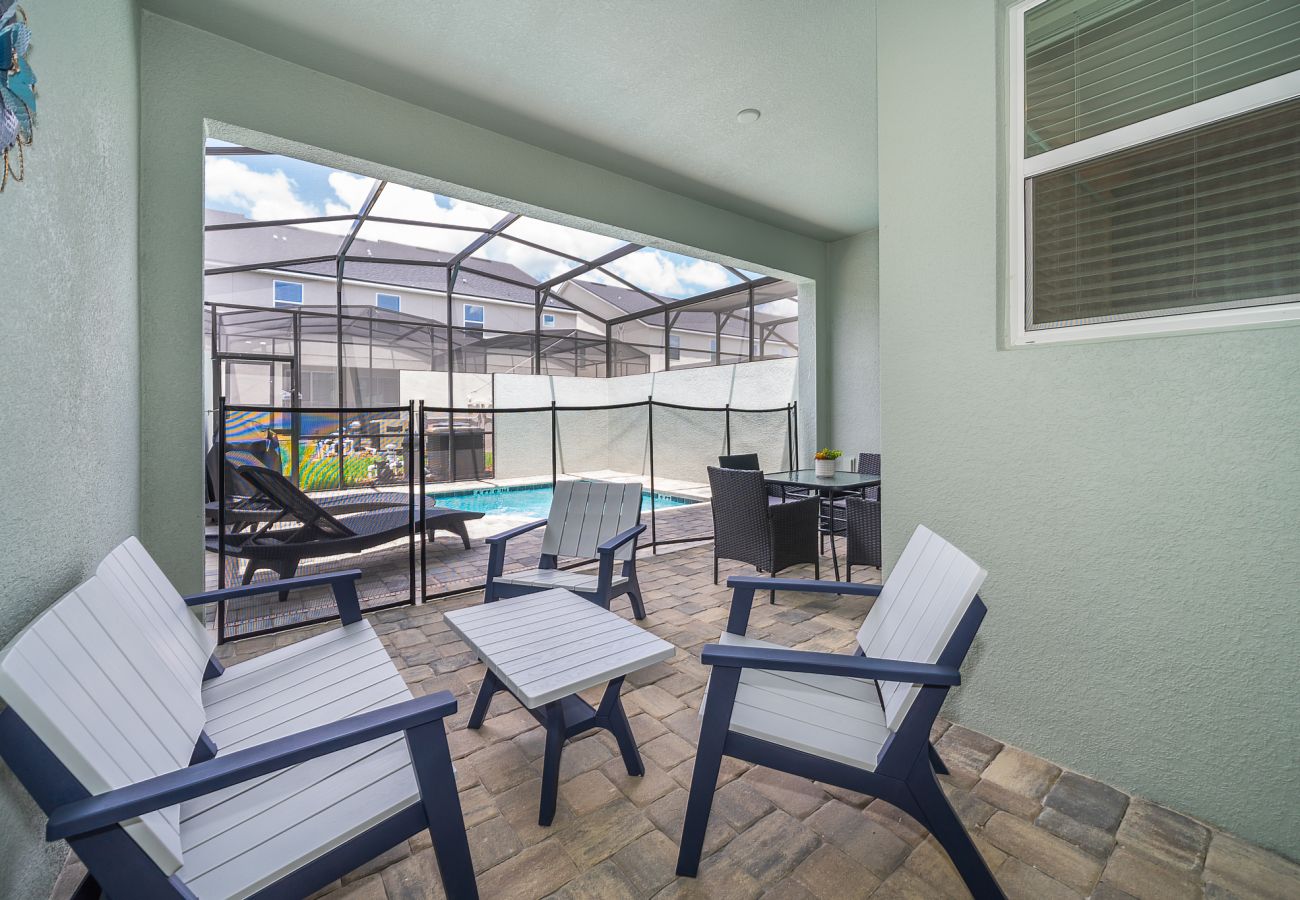Casa adosada en Kissimmee - Sweet Townhouse 4Beds/3Baths/Pool/18Min Disney