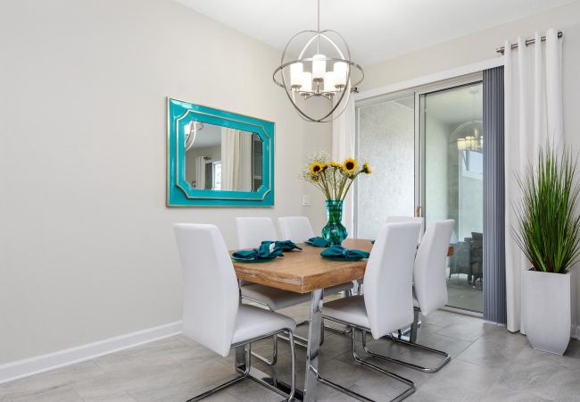 Casa adosada en Kissimmee - Modern Townhouse 4Bed/3Bath/Pool/5Min Disney Casa adosada en Kissimmee - Modern Townhouse 4Bed/3Bath/Pool/5Min Disney