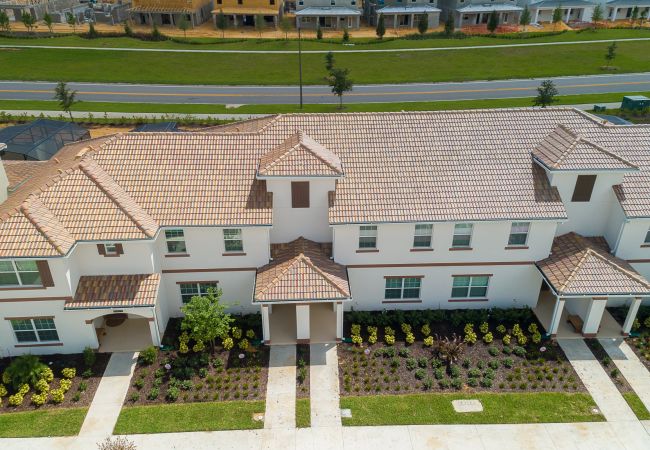 Casa adosada en Davenport - Charming Townhouse 5Beds/4Baths/Pool/18 Min Disney Casa adosada en Davenport - Charming Townhouse 5Beds/4Baths/Pool/18 Min Disney