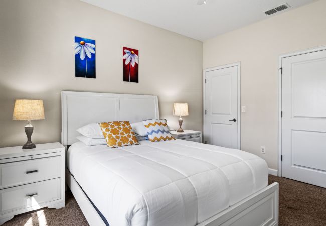 Casa adosada en Kissimmee - Beautiful Townhouse 4Bed/3Bath/Pool/5Min Disney Casa adosada en Kissimmee - Beautiful Townhouse 4Bed/3Bath/Pool/5Min Disney