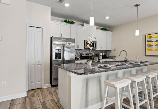 Casa adosada en Kissimmee - Beautiful Townhouse 4Bed/3Bath/Pool/5Min Disney Casa adosada en Kissimmee - Beautiful Townhouse 4Bed/3Bath/Pool/5Min Disney