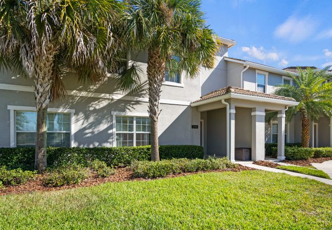 Casa adosada en Kissimmee - Beautiful Townhouse 4Bed/3Bath/Pool/5Min Disney Casa adosada en Kissimmee - Beautiful Townhouse 4Bed/3Bath/Pool/5Min Disney