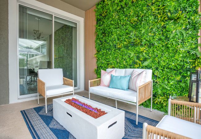 Casa adosada en Davenport - Amazing Townhouse 4Bed/3Bath/Pool/18Min from Disney Casa adosada en Davenport - Amazing Townhouse 4Bed/3Bath/Pool/18Min from Disney