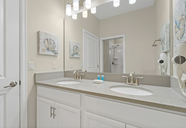 Casa adosada en Kissimmee - Wonderful Townhouse 5Beds/4Baths/Pool/5 Min Disney Casa adosada en Kissimmee - Wonderful Townhouse 5Beds/4Baths/Pool/5 Min Disney