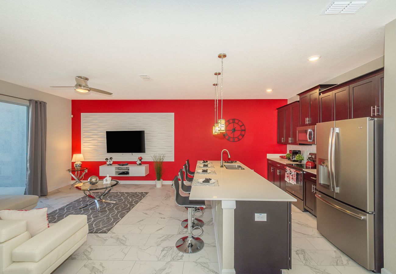 Casa adosada en Kissimmee - Elegant Townhouse 5Beds/4Baths/Pool/18 Min Disney