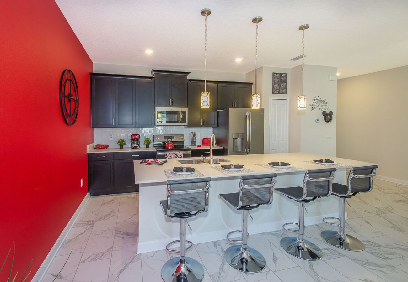 Casa adosada en Kissimmee - Elegant Townhouse 5Beds/4Baths/Pool/18 Min Disney
