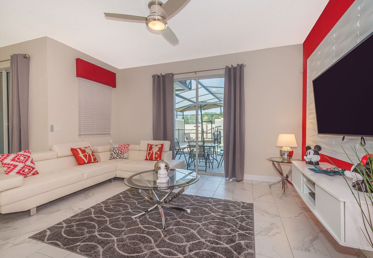 Casa adosada en Kissimmee - Elegant Townhouse 5Beds/4Baths/Pool/18 Min Disney