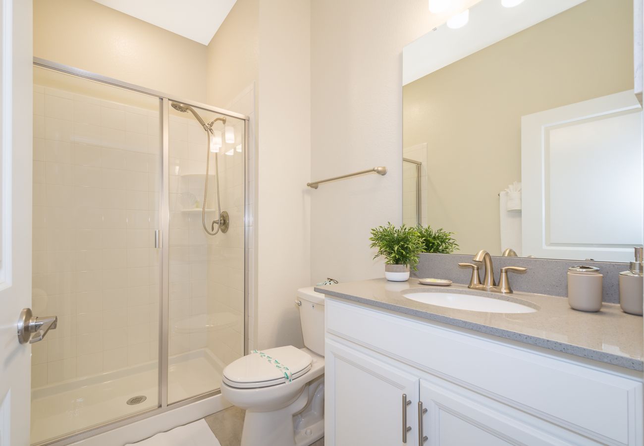 Casa adosada en Kissimmee - Glamorous Townhouse 4Bed/3Bath/Pool/5Min Disney