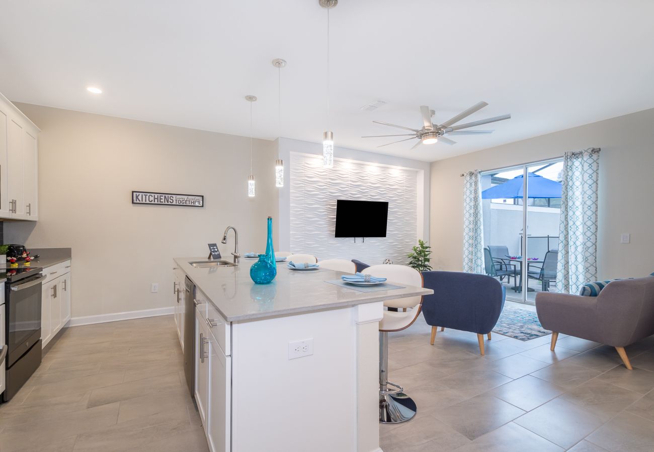 Casa adosada en Kissimmee - Glamorous Townhouse 4Bed/3Bath/Pool/5Min Disney