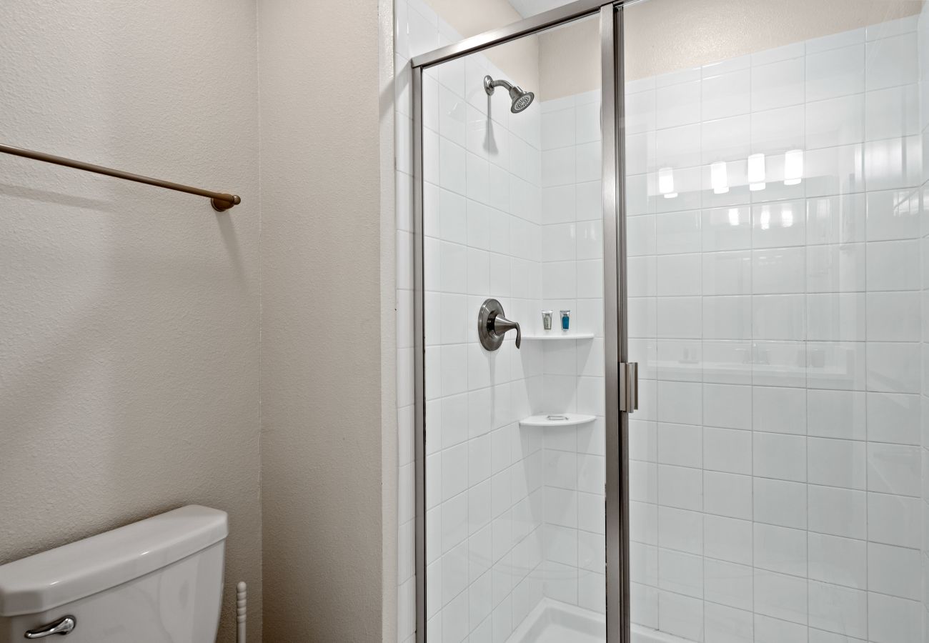 Casa adosada en Florida - Sweet Townhouse  4Beds/3Bath/Pool/Jacuzzi/18Min From Disney