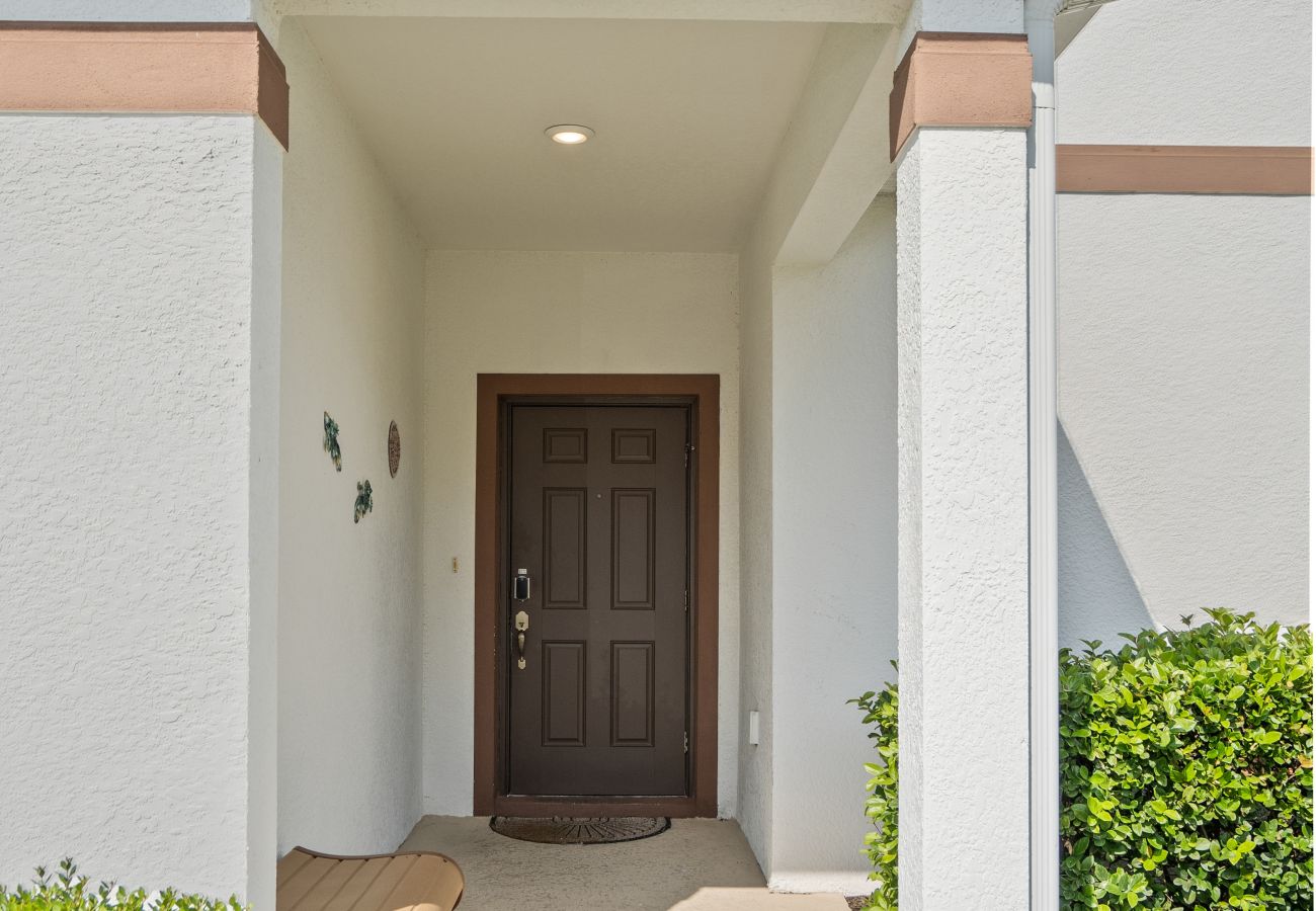 Casa adosada en Florida - Sweet Townhouse  4Beds/3Bath/Pool/Jacuzzi/18Min From Disney