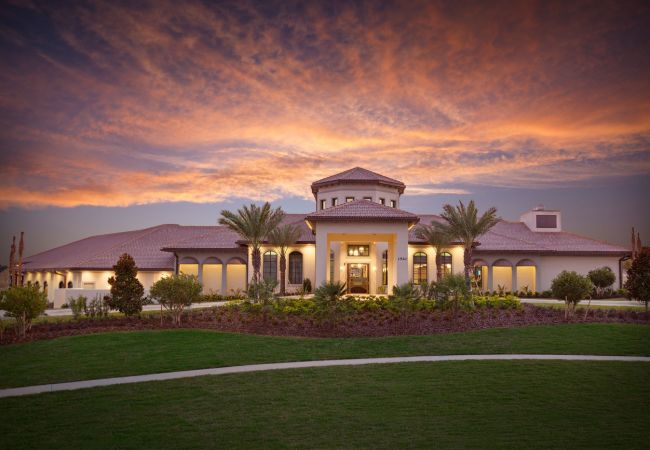 Villa in Davenport - Beautiful Villa Champions Gate 6Beds/5Bath/Pool/Jacuzzi/18Min From Disney