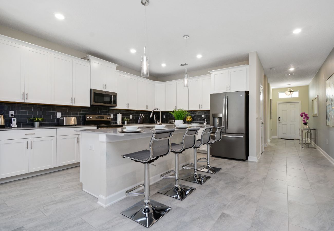 Villa in Davenport - Beautiful Villa Champions Gate 6Beds/5Bath/Pool/Jacuzzi/18Min From Disney