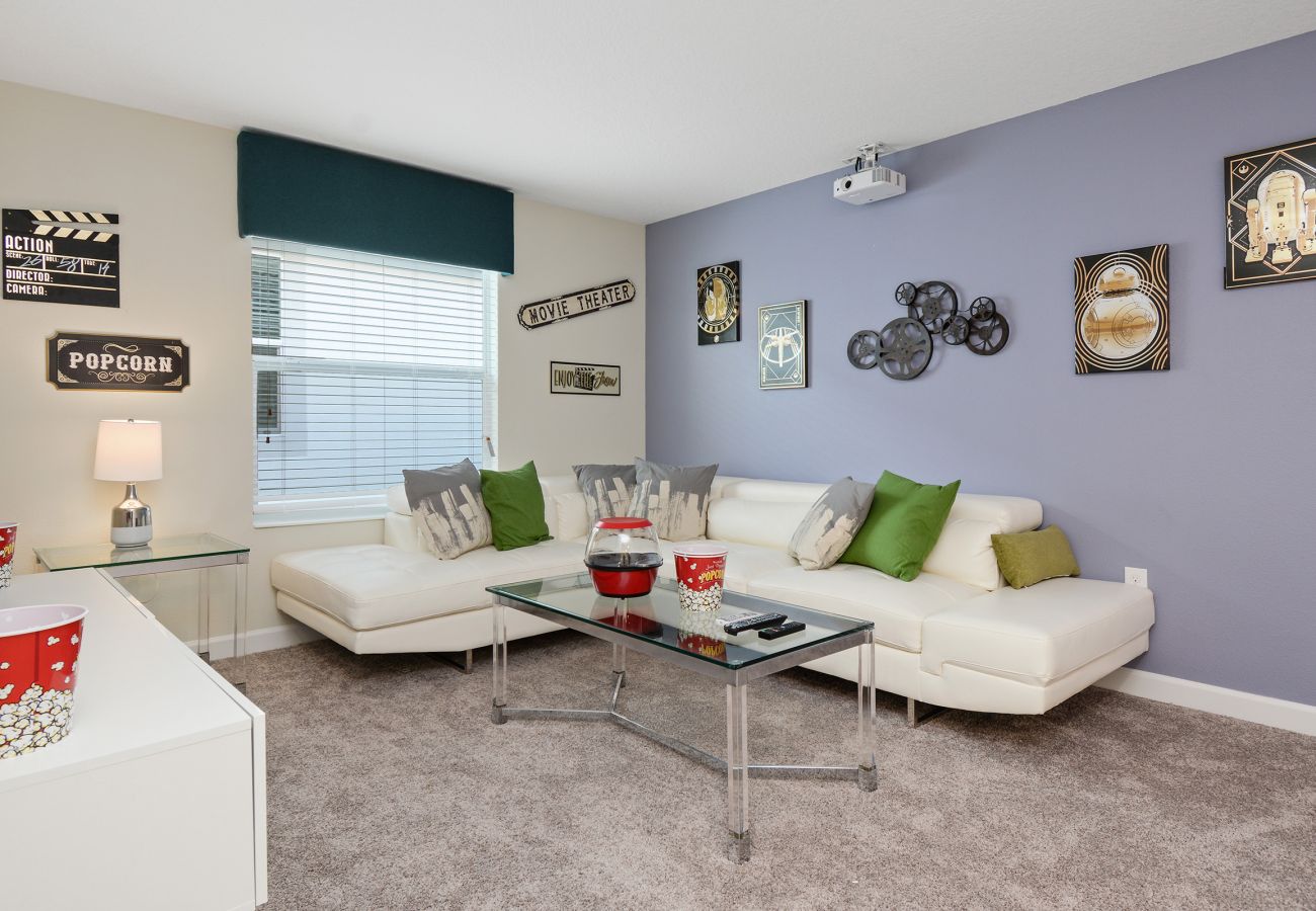 Villa in Davenport - Beautiful Villa Champions Gate 6Beds/5Bath/Pool/Jacuzzi/18Min From Disney
