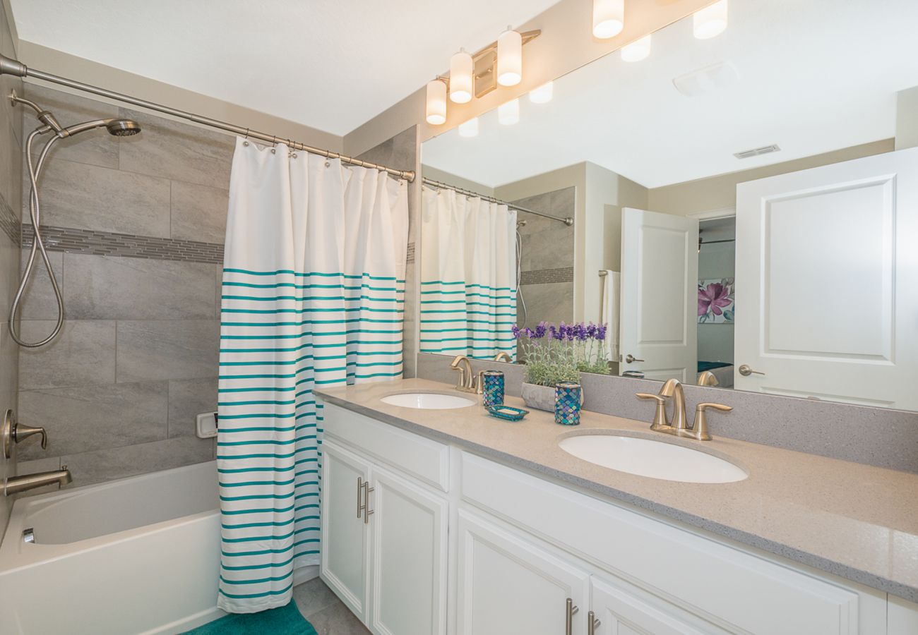 Townhouse in Davenport - Lovely Townhouse 4Beds/3Bath/Pool/18Min From Disney