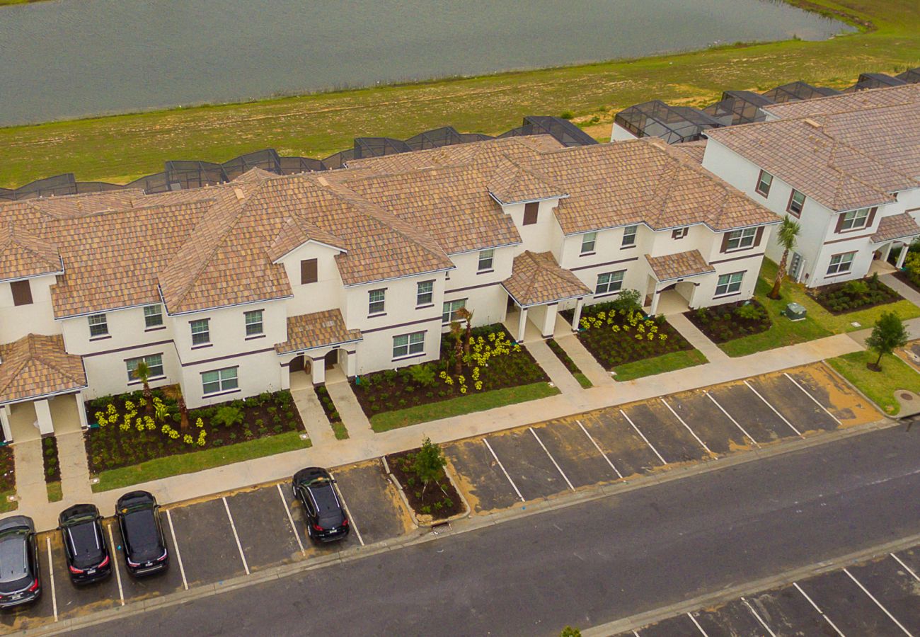 Townhouse in Davenport - Lovely Townhouse 4Beds/3Bath/Pool/18Min From Disney