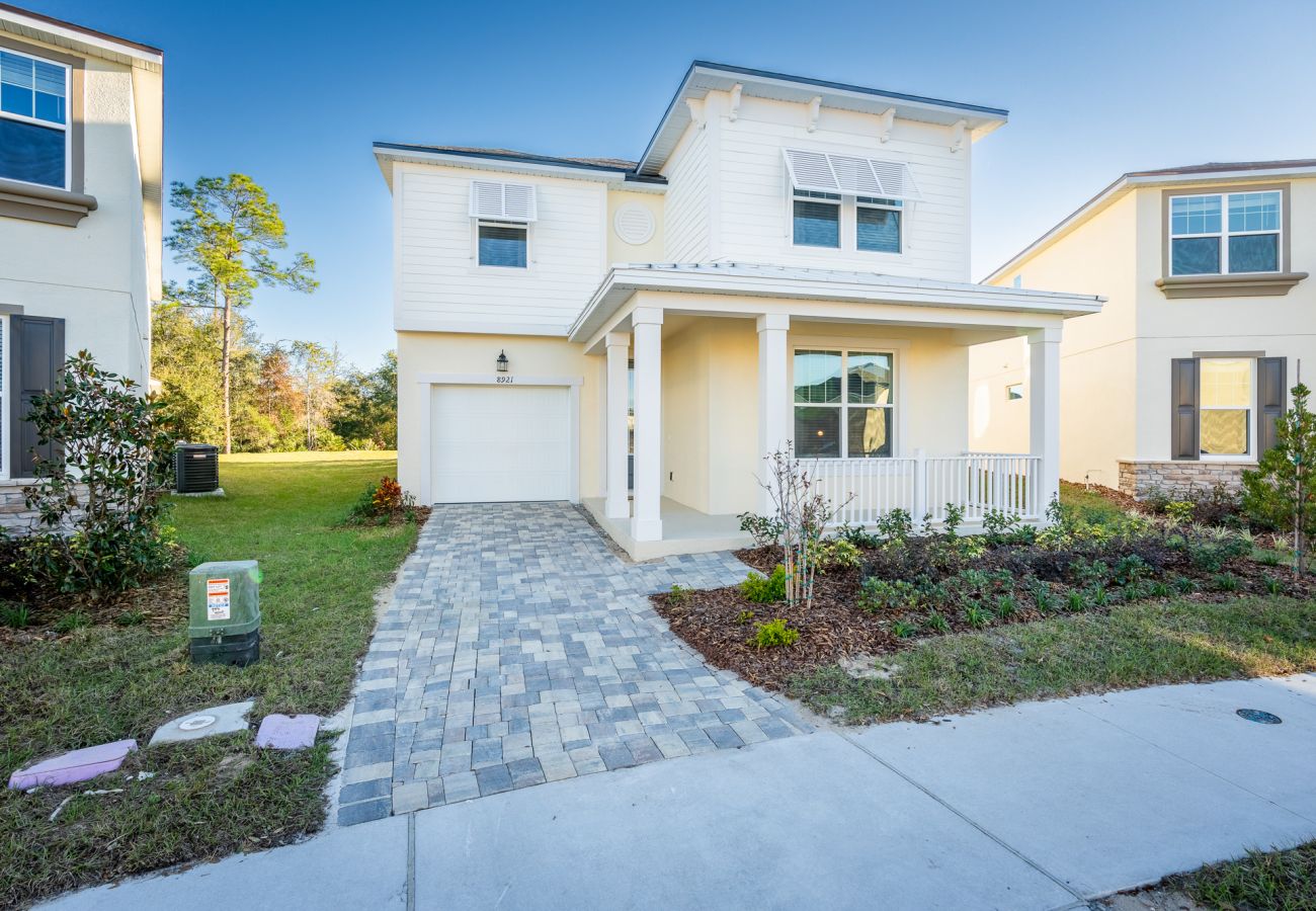 Villa in Kissimmee - Gorgeous Villa Solara Resort 6Bed/5Bath/Pool/Jacuzzi/18 Min From Disney
