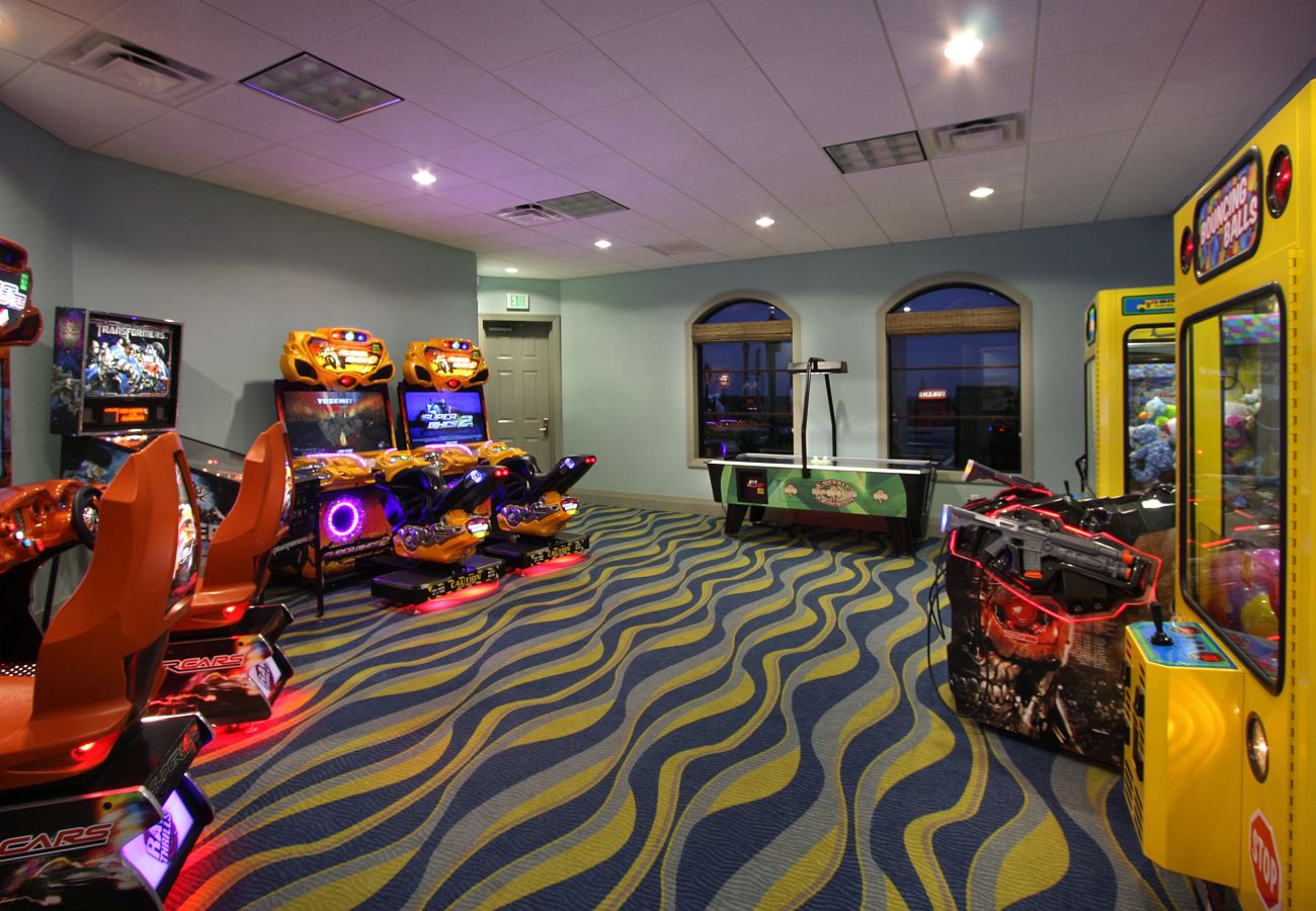 Apartment in Davenport - Pleasant Condo 2Beds/2Baths/18Min From Disney