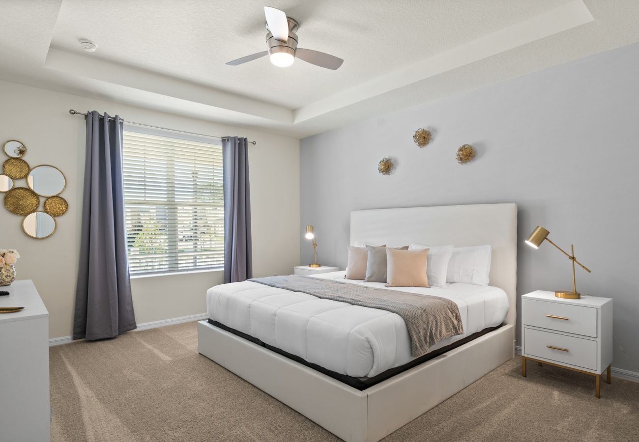 Villa in Kissimmee - Splendid Villa Solara  6Bed/5Bath/Pool/Jacuzzi/18 Min From Disney