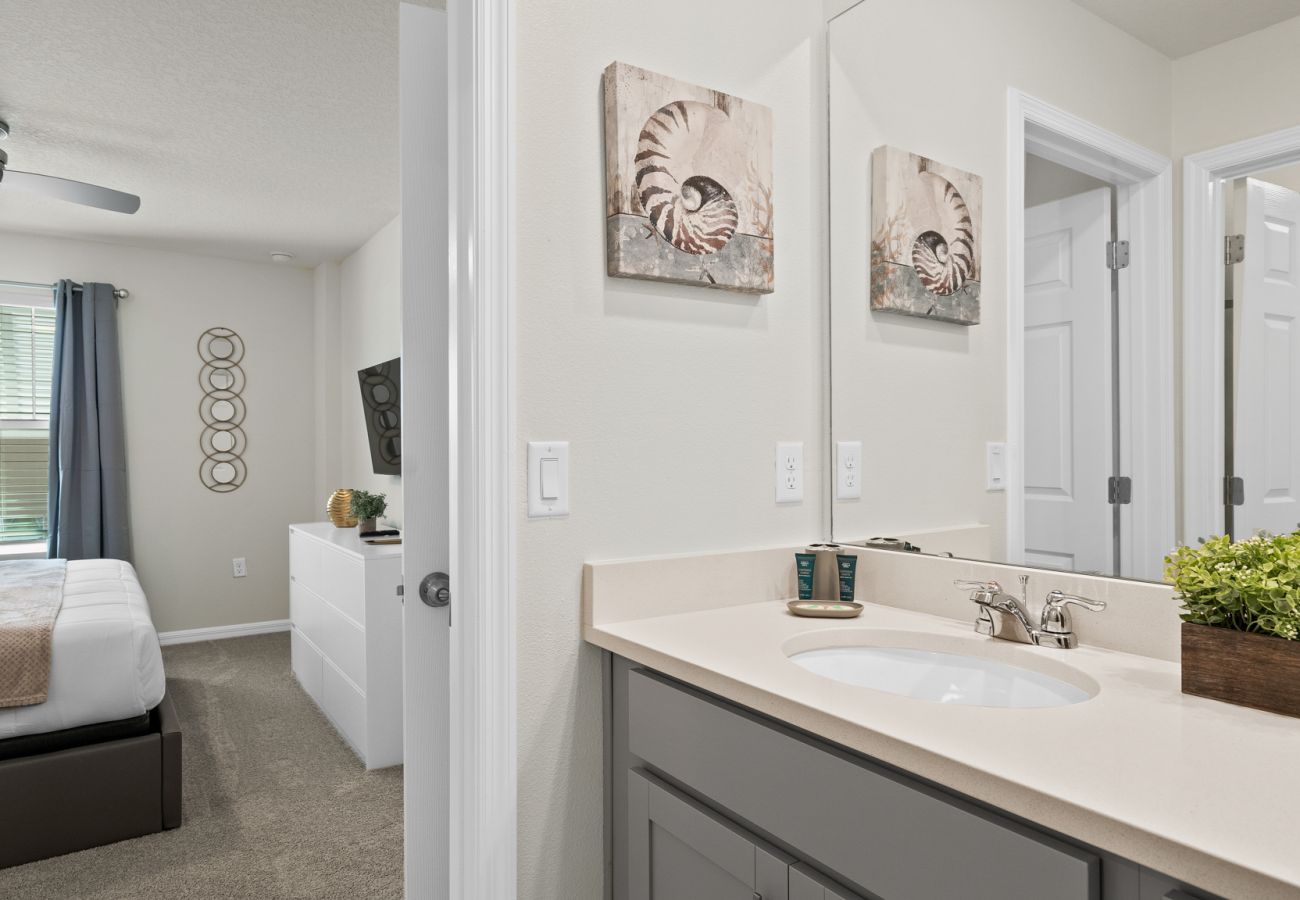 Villa in Kissimmee - Splendid Villa Solara  6Bed/5Bath/Pool/Jacuzzi/18 Min From Disney