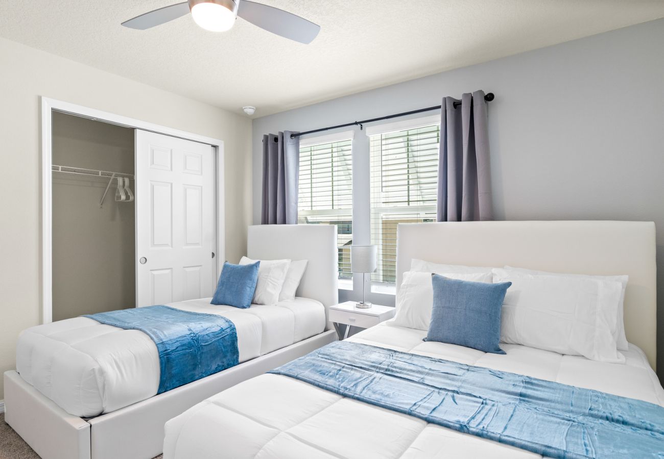 Villa in Kissimmee - Splendid Villa Solara  6Bed/5Bath/Pool/Jacuzzi/18 Min From Disney