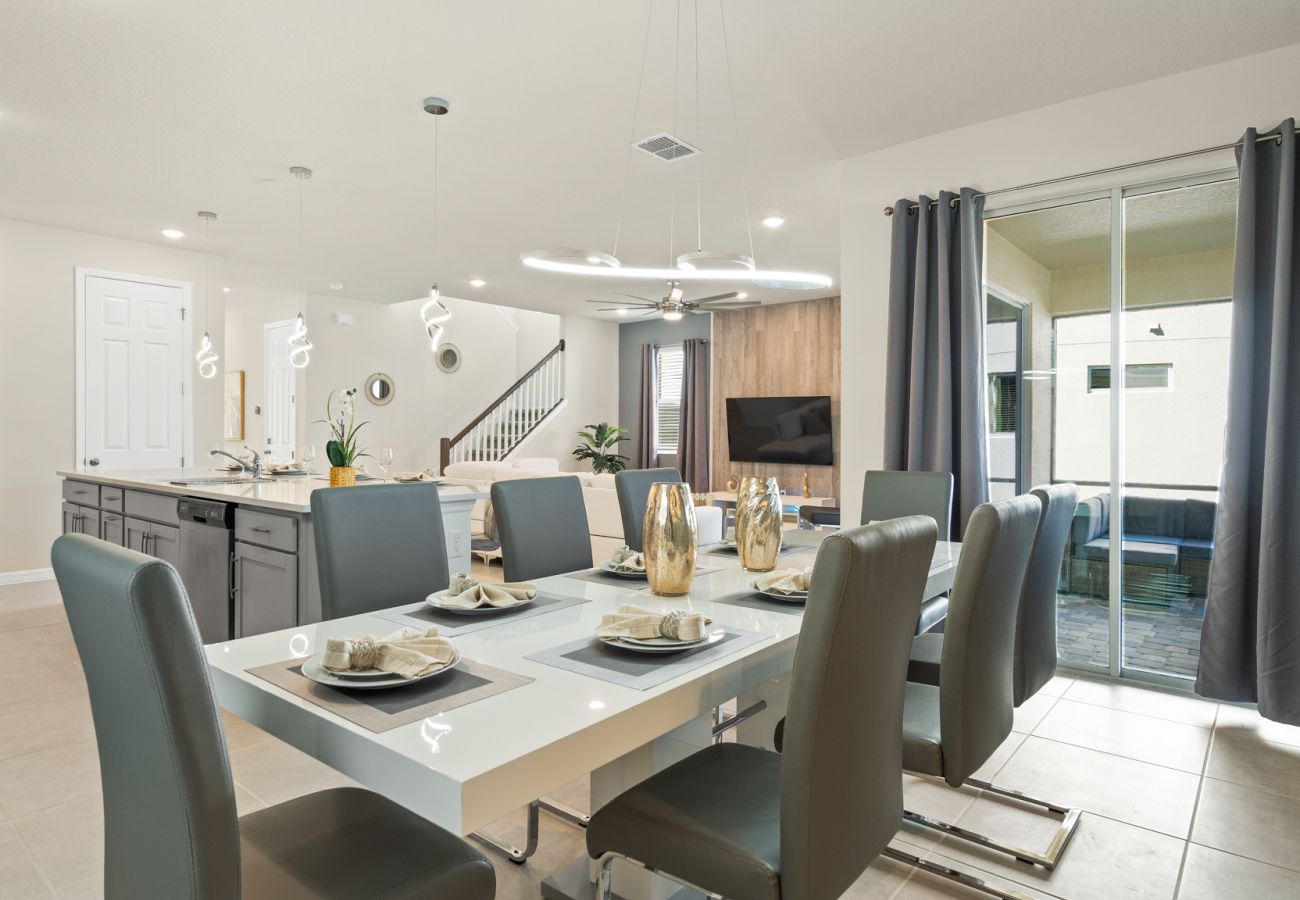 Villa in Kissimmee - Splendid Villa Solara  6Bed/5Bath/Pool/Jacuzzi/18 Min From Disney