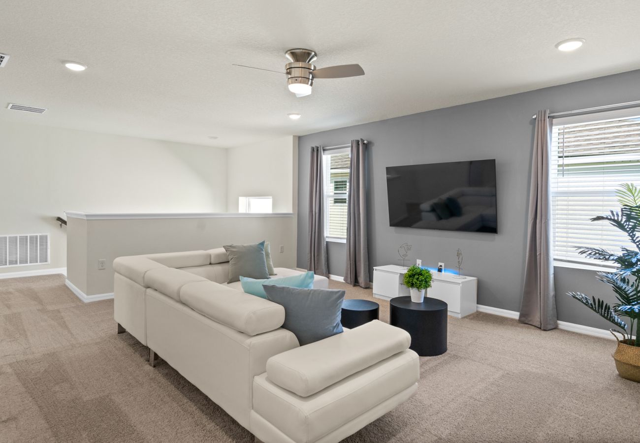 Villa in Kissimmee - Splendid Villa Solara  6Bed/5Bath/Pool/Jacuzzi/18 Min From Disney