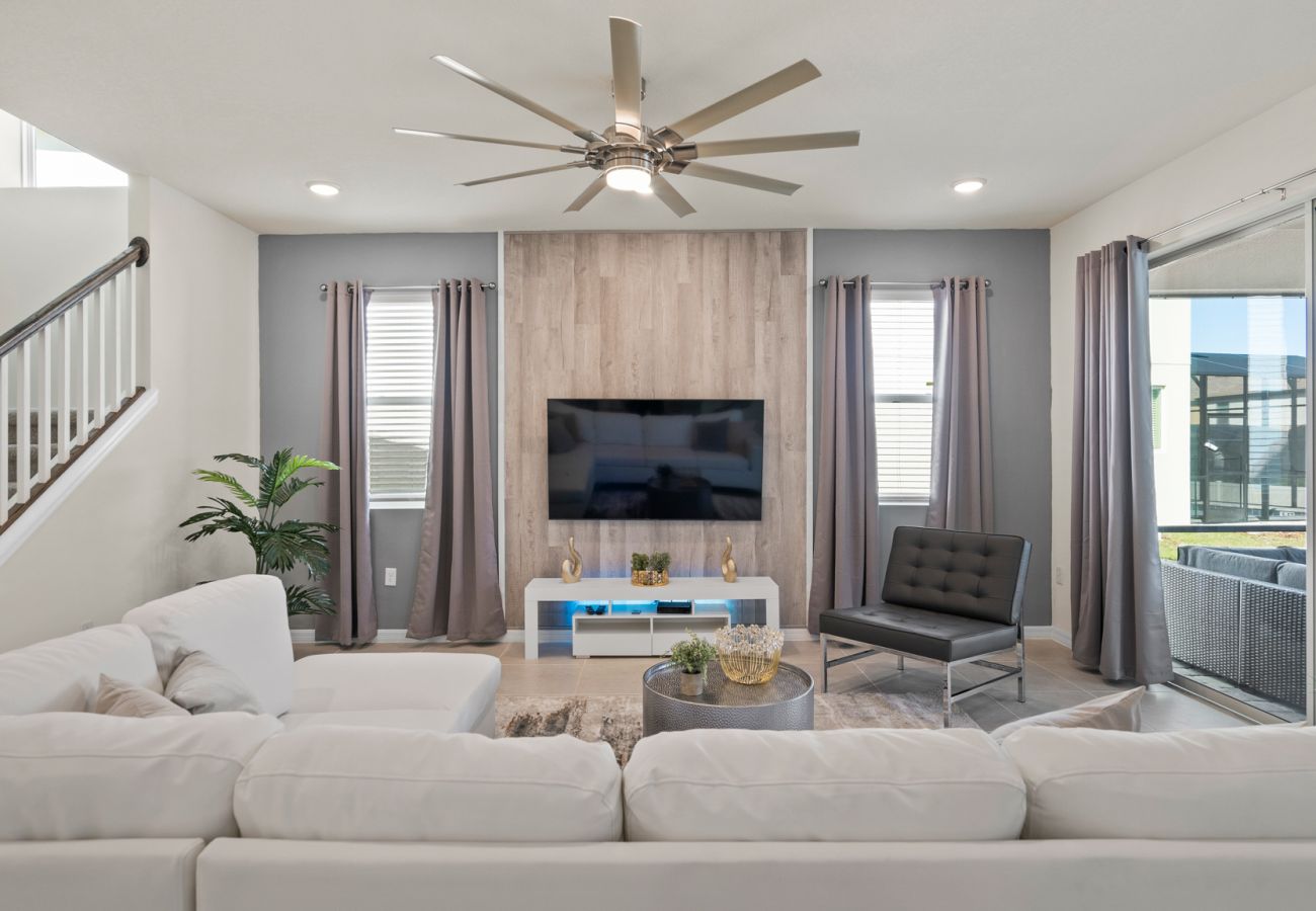 Villa in Kissimmee - Splendid Villa Solara  6Bed/5Bath/Pool/Jacuzzi/18 Min From Disney