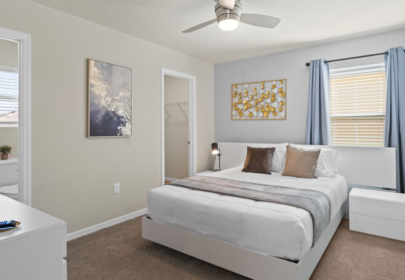 Villa in Kissimmee - Splendid Villa Solara  6Bed/5Bath/Pool/Jacuzzi/18 Min From Disney
