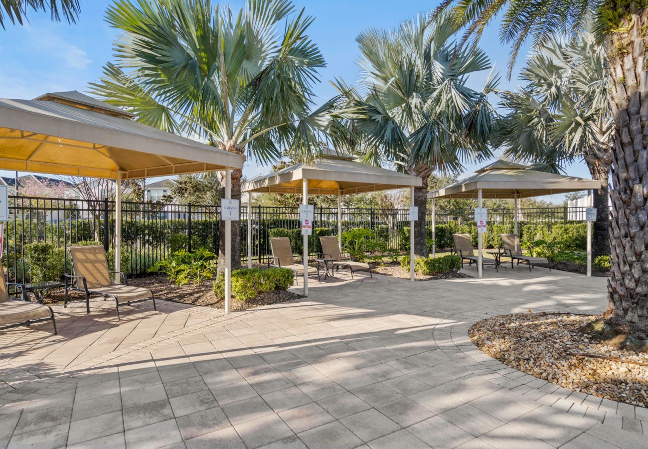 Villa in Kissimmee - Awesome Villa 5Beds/5Bath/Pool/Jacuzzi/5Min From Disney