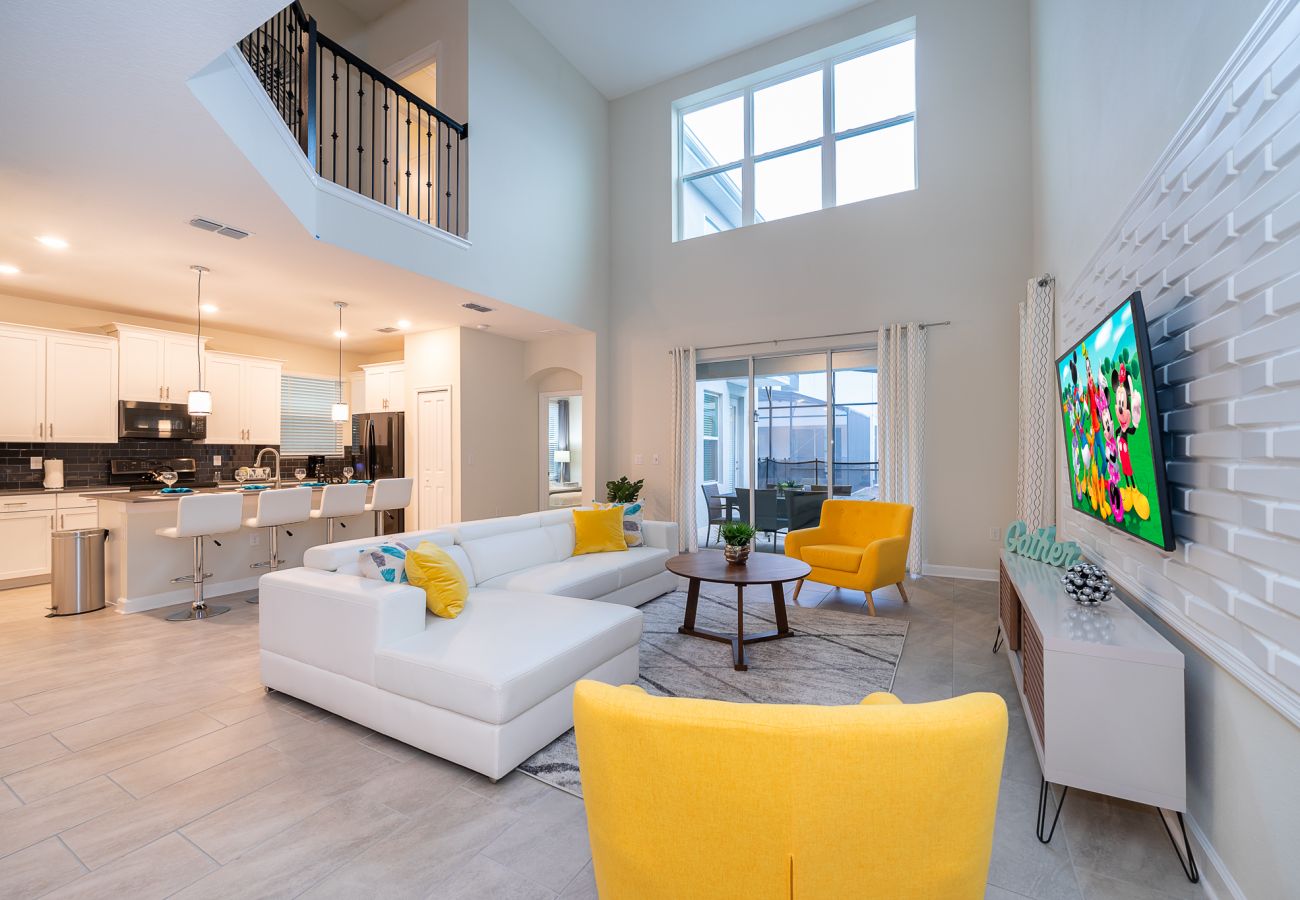 Villa in Kissimmee - Fabulous Villa 5Beds/5Bath/Pool/Jacuzzi/5Min From Disney
