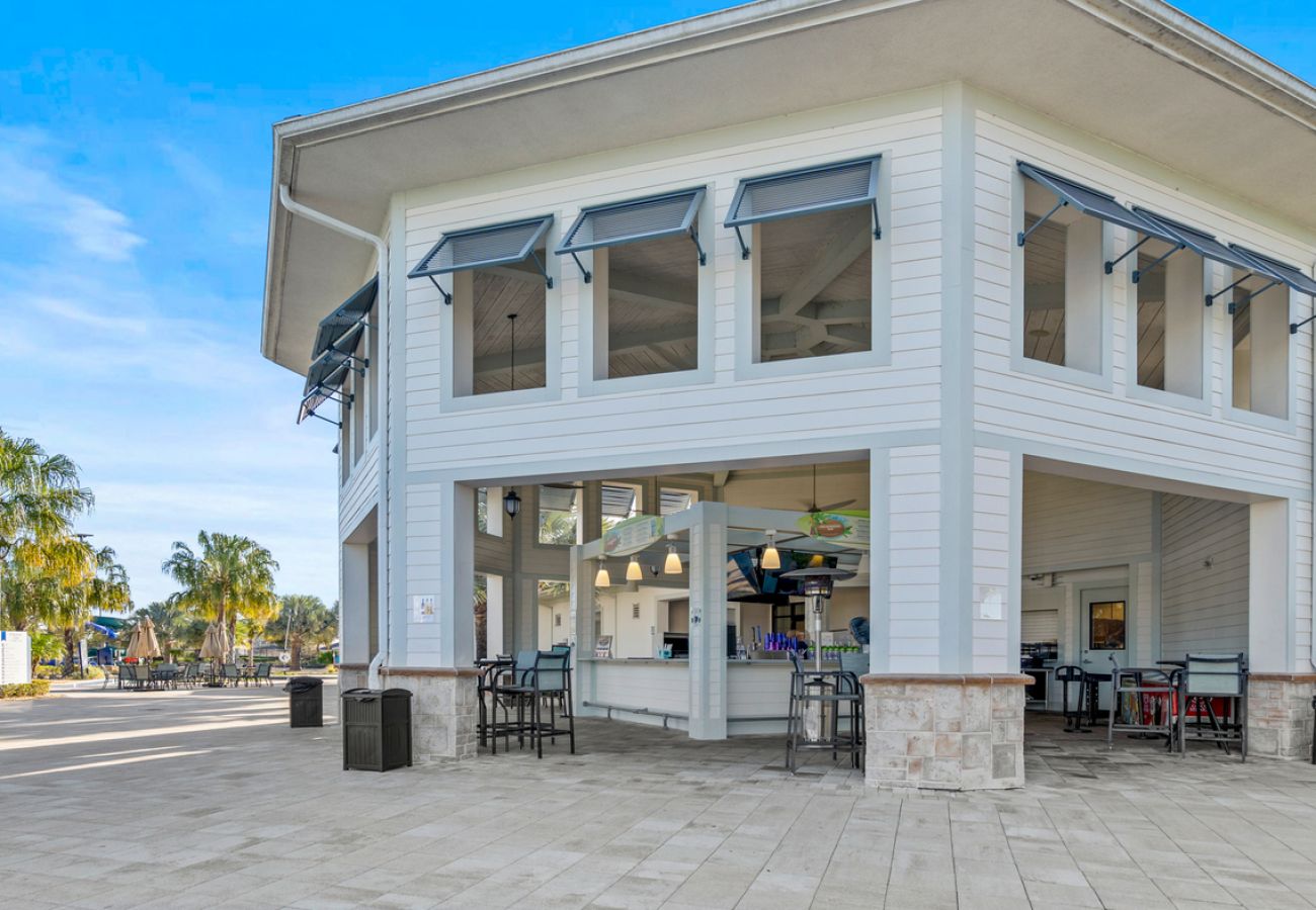 Villa in Kissimmee - Fabulous Villa 5Beds/5Bath/Pool/Jacuzzi/5Min From Disney