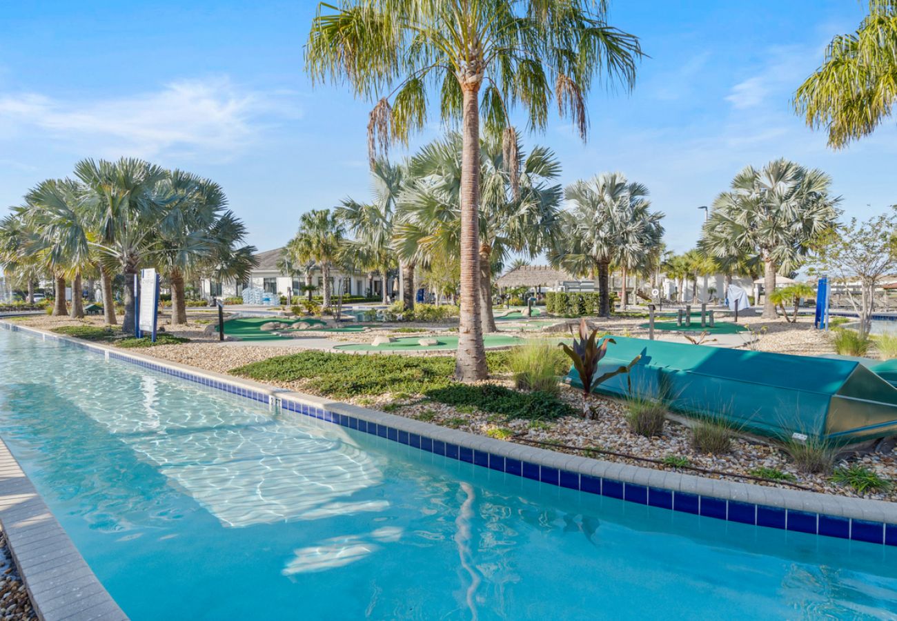 Villa in Kissimmee - Fabulous Villa 5Beds/5Bath/Pool/Jacuzzi/5Min From Disney