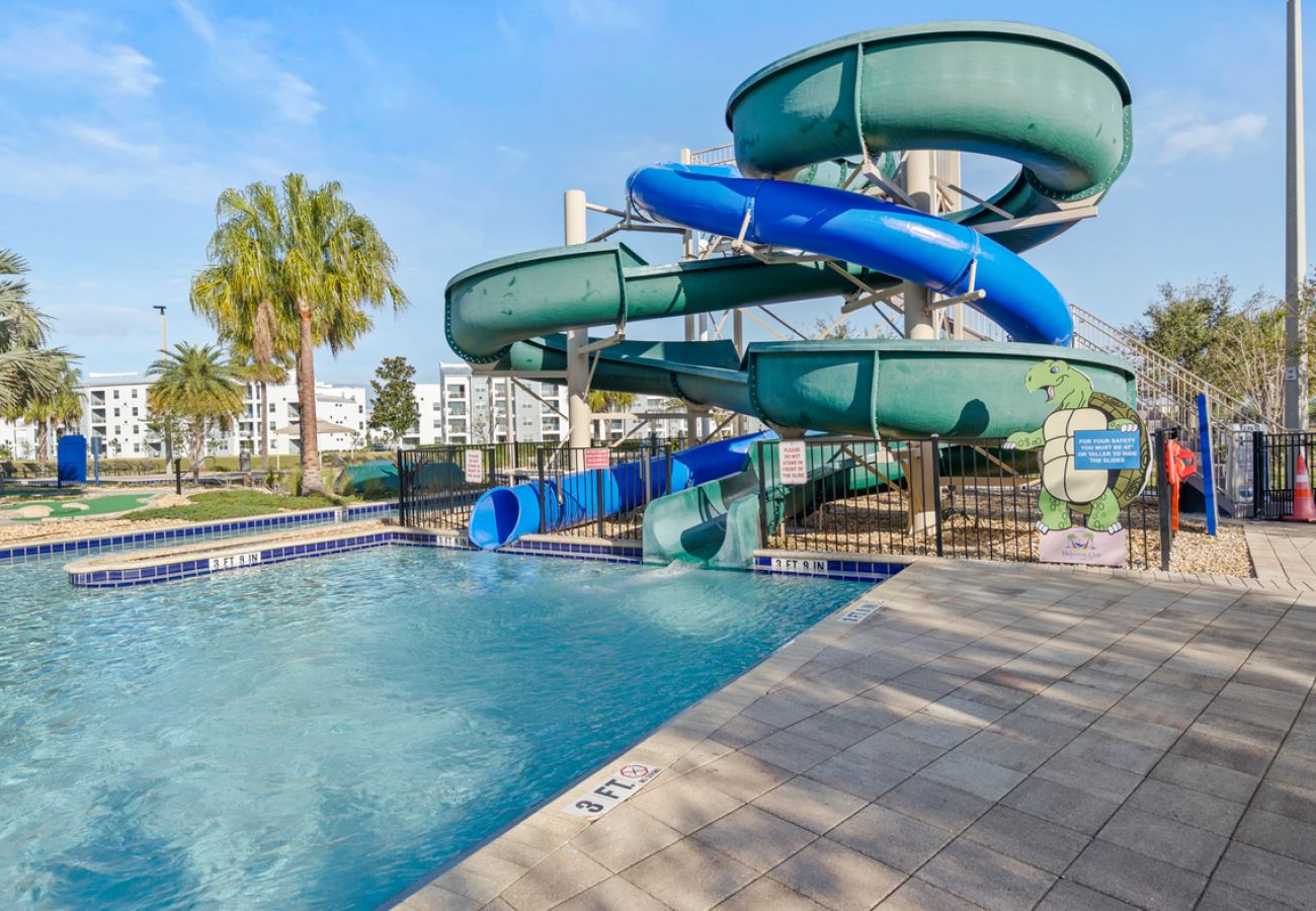 Villa in Kissimmee - Fabulous Villa 5Beds/5Bath/Pool/Jacuzzi/5Min From Disney