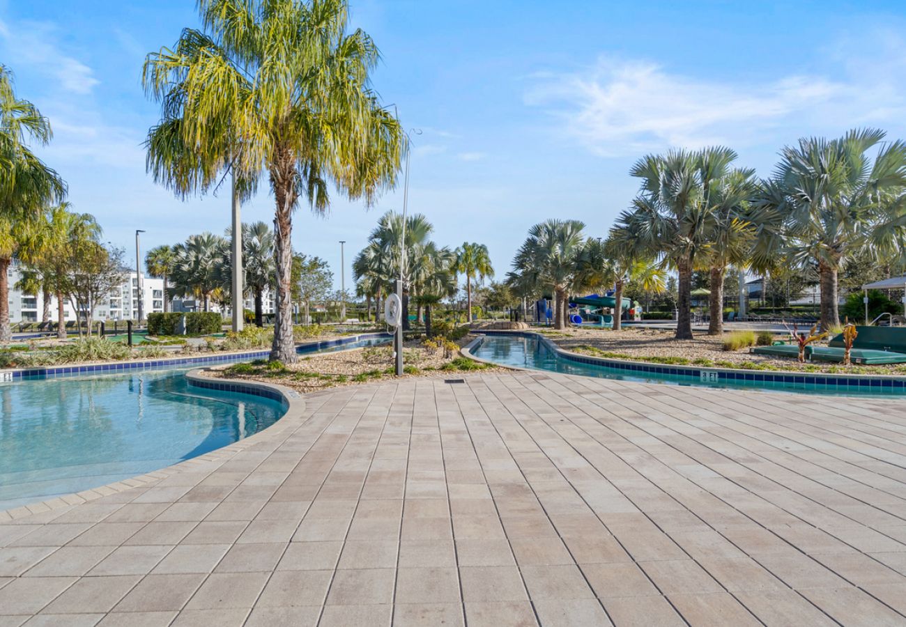 Villa in Kissimmee - Fabulous Villa 5Beds/5Bath/Pool/Jacuzzi/5Min From Disney