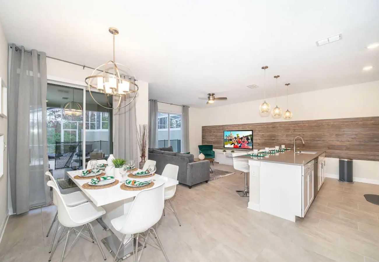 Townhouse in Champions Gate - Wonderful Townhouse 4Beds/3Bath/Pool/18Min From Disney